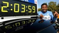 Nouveau record du monde de marathon pour Haile Gebreselassie