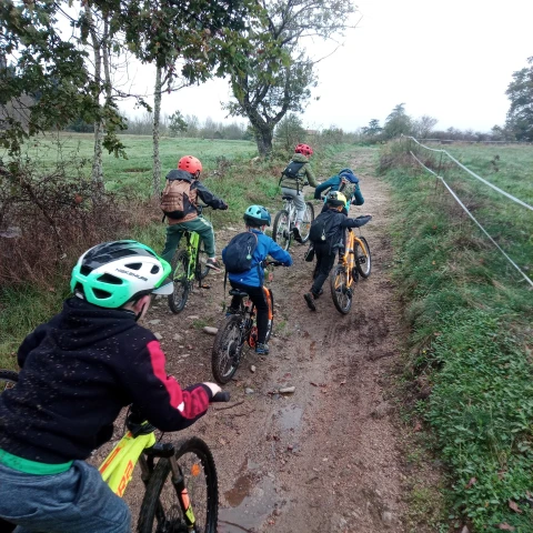 Étoilée Raid Aventure